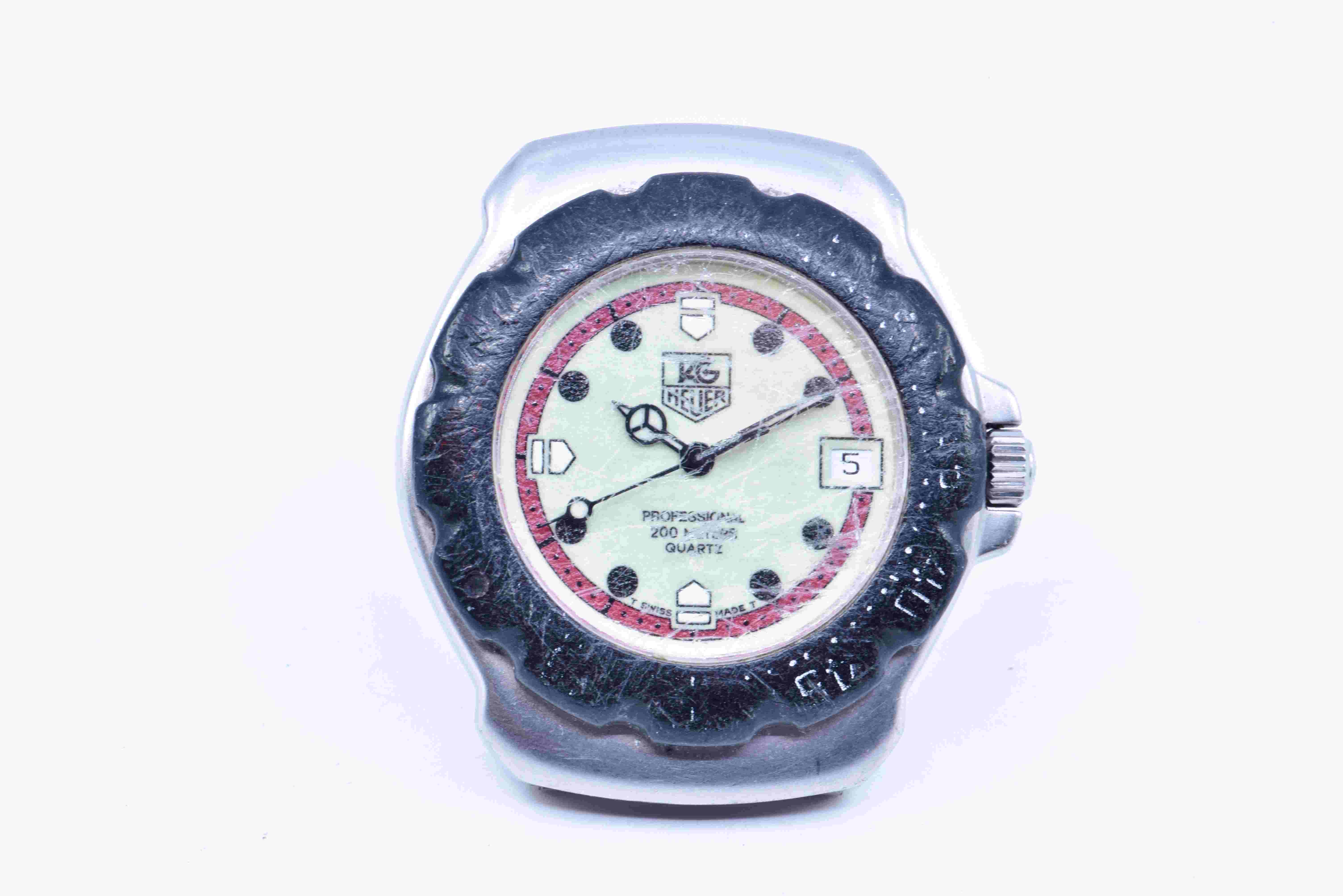 TAG HEUER Montre bracelet vendu 75.00 encheres domaine